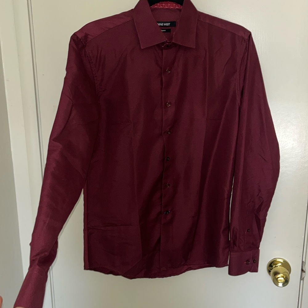 Never used Nine West Slim Fit Small Dress shirt
